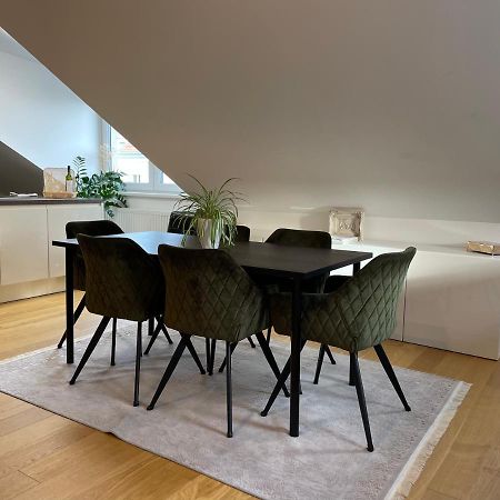 Modernes Appartement mit Fernblick Wien Exterior foto